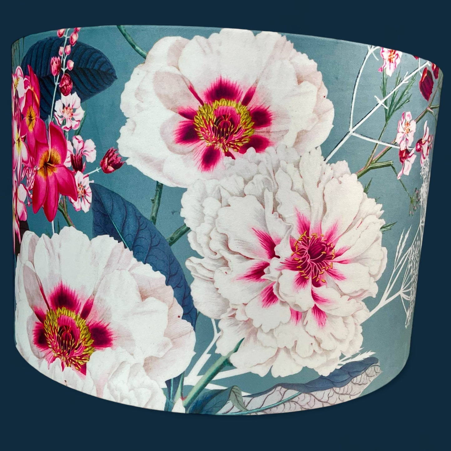 Hanim Luxury Bloom with Pink Frangipani