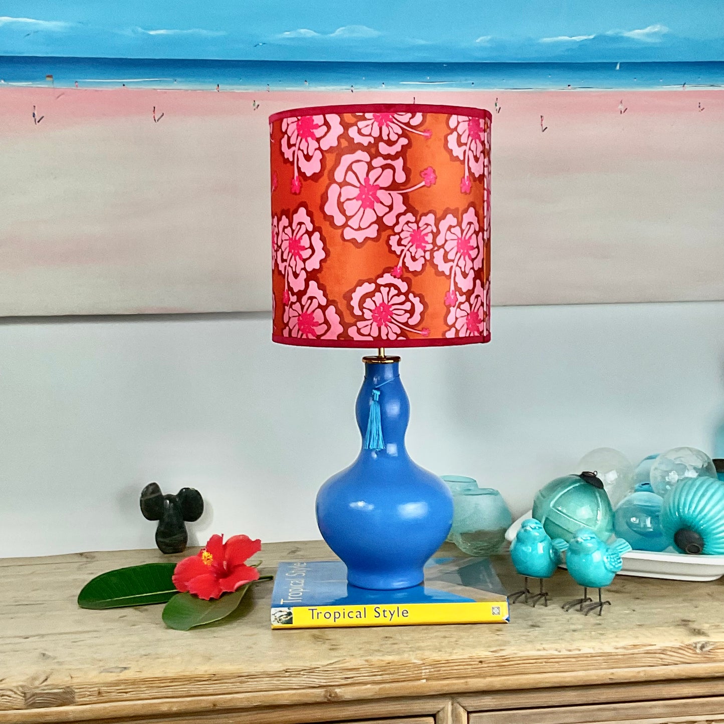 Red Hibiscus flower design lampshade with blue gourd shape lamp base